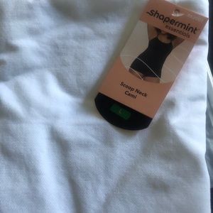new Shapermint scoop neck cami Large
